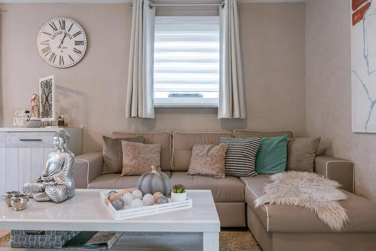 Cozy Holiday Home 'Sky' In Middelkerke Apartment